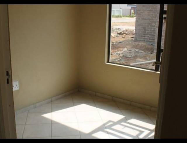 3 BEDROOM HOUSE FOR SALE IN WINDMILL PARK EXT